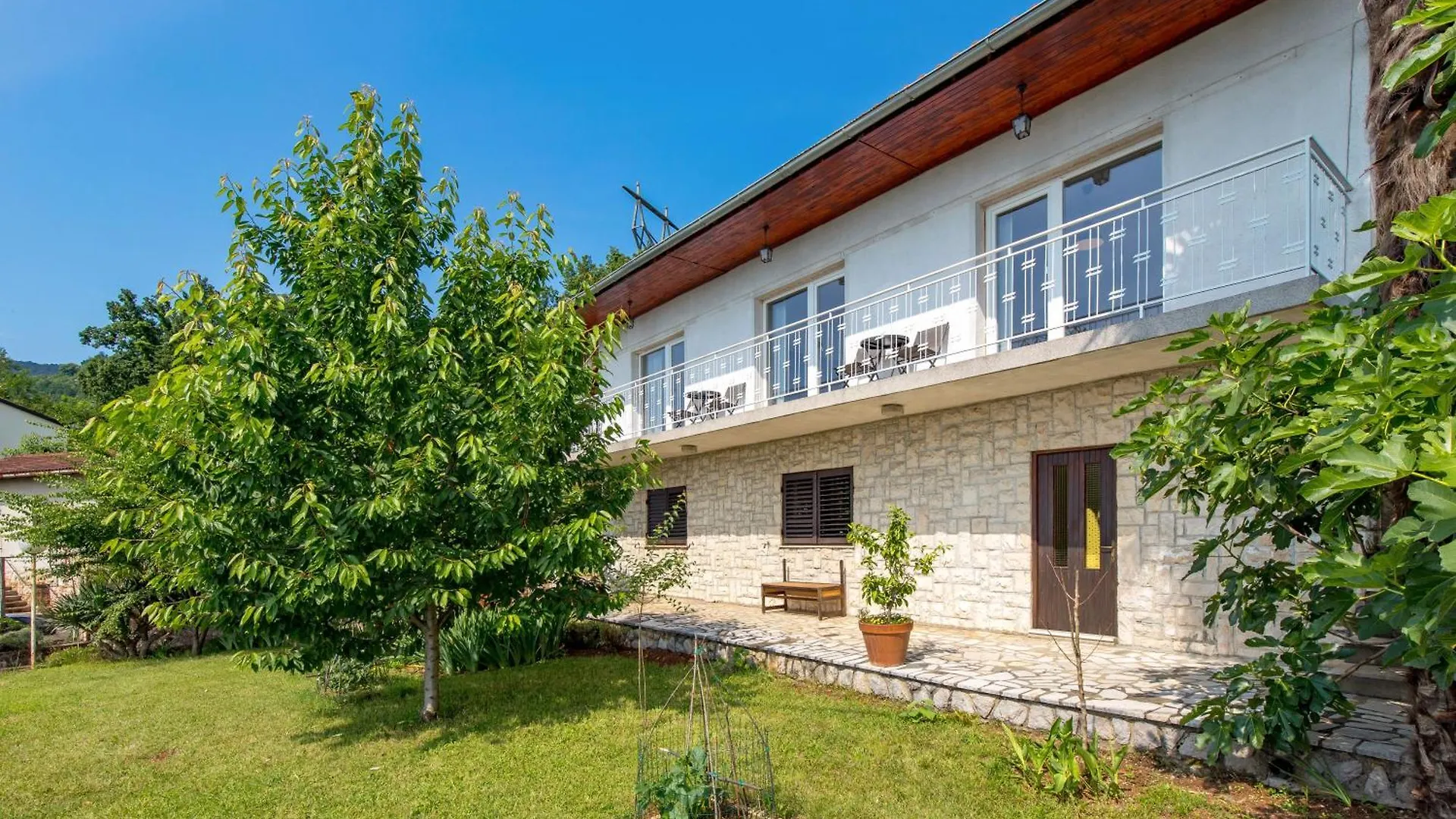 Apartment Div Lovran 0*,
